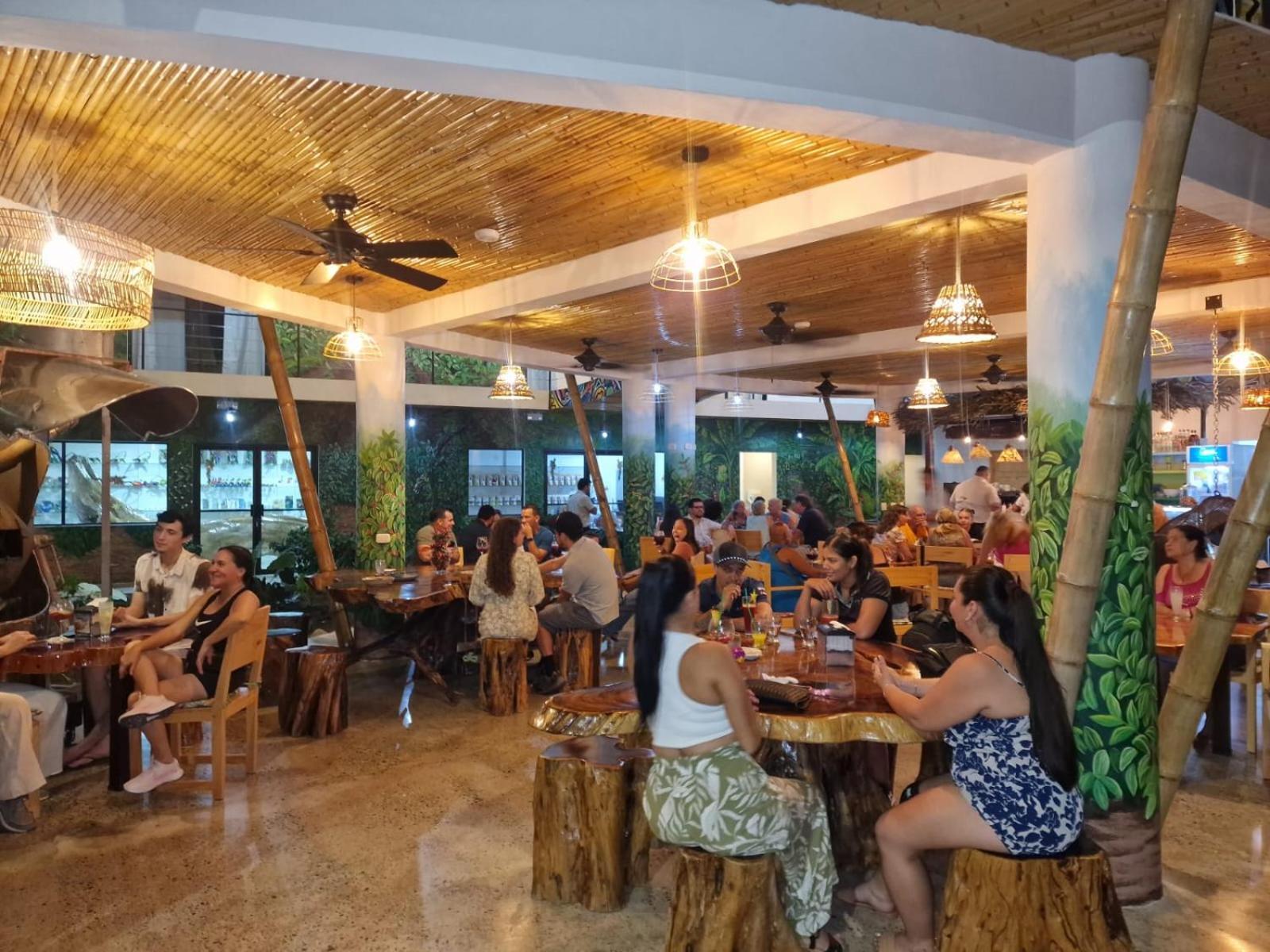 Bonding Coffee Roaster Cafe & Hotel Quepos Ngoại thất bức ảnh